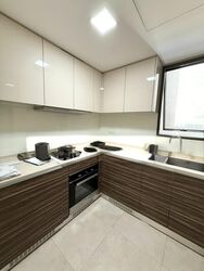 Commonwealth Towers (D3), Condominium #487226081